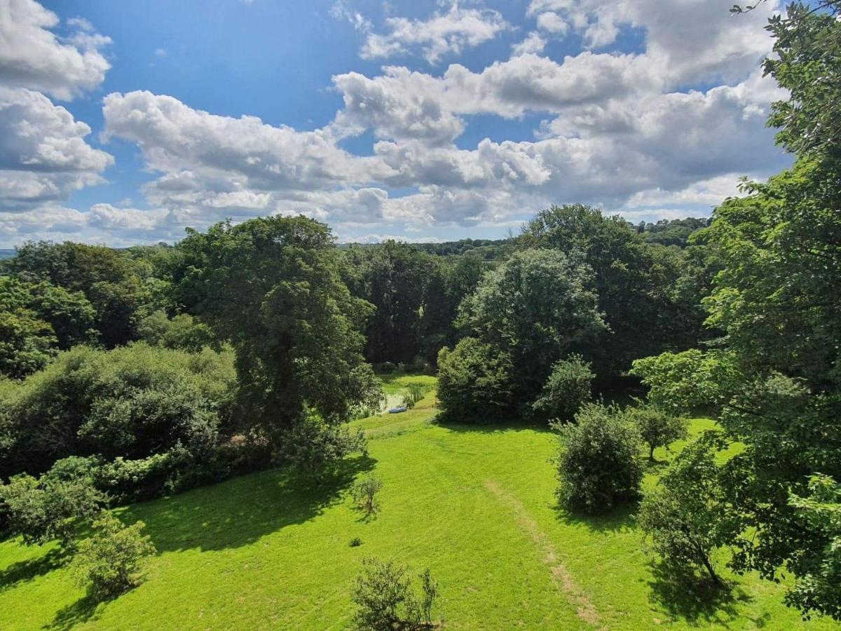 Budget Stay, In Lovely Private Setting With Rustic Charm, Log Burner, Fire Pit, Campers Kitchen & Eco Loo No Bedding Supplied Narberth Luaran gambar